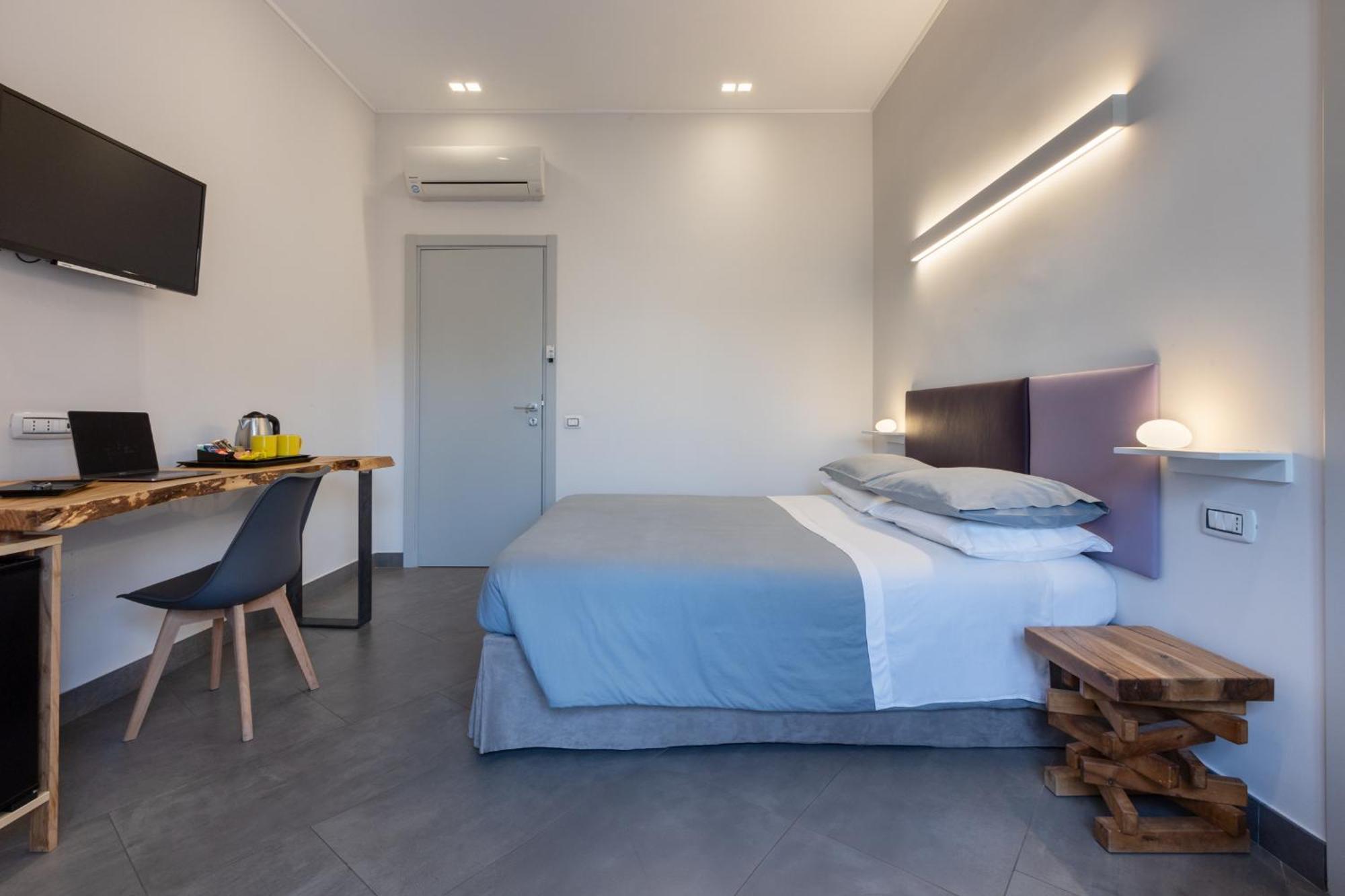 Centro Storico Via Sassari Accommodation Каляри Екстериор снимка